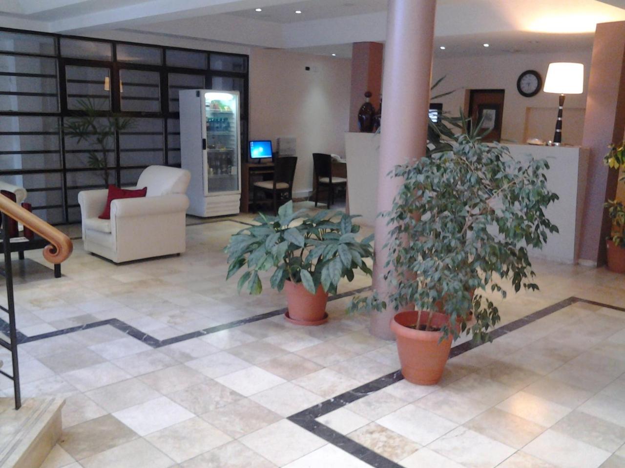 Hotel Lazaro Вилла-Мерседес Экстерьер фото